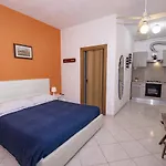 Birba Arya E Miele * Сиракузы